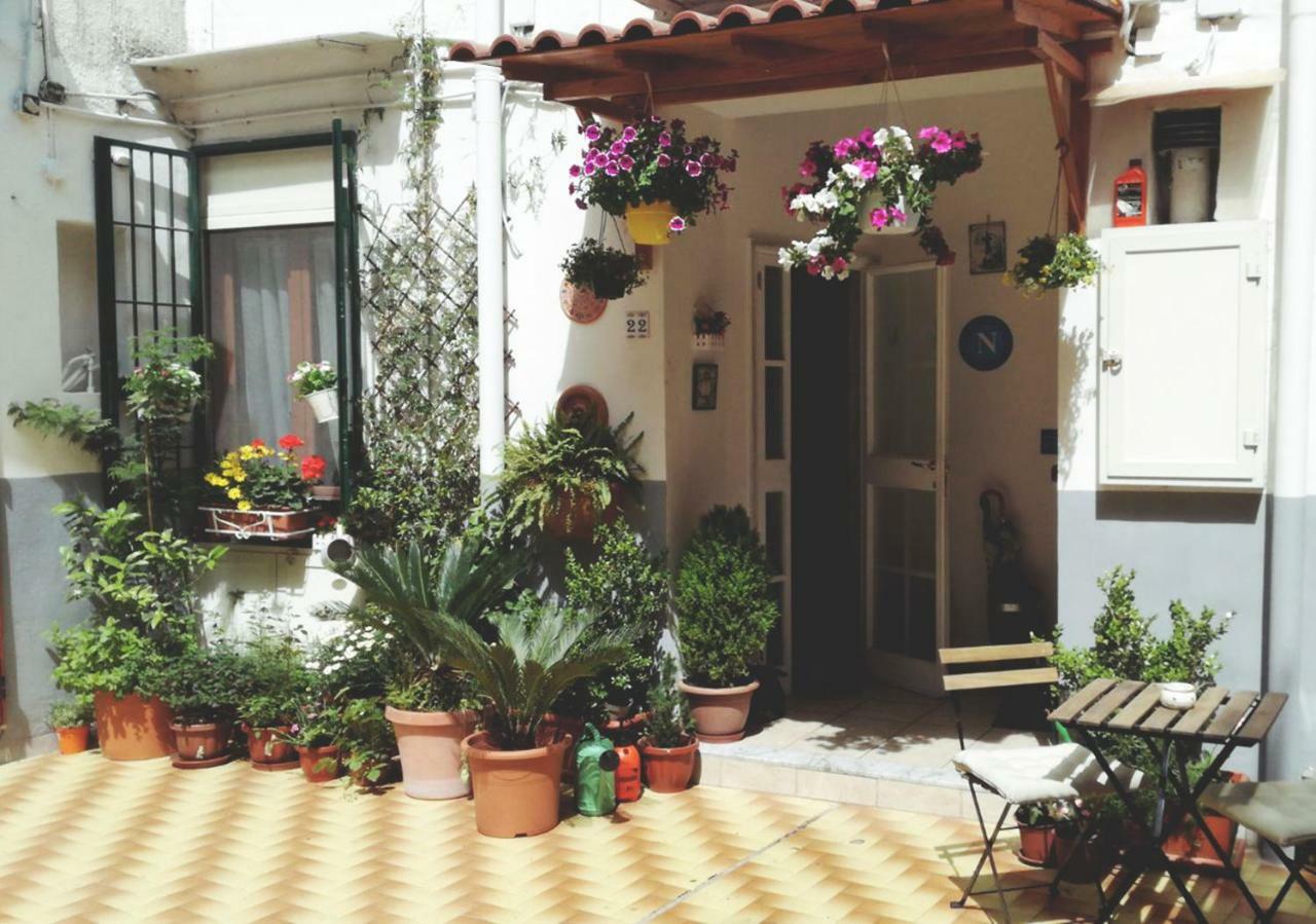 Casa Lena B&B Наполи Екстериор снимка